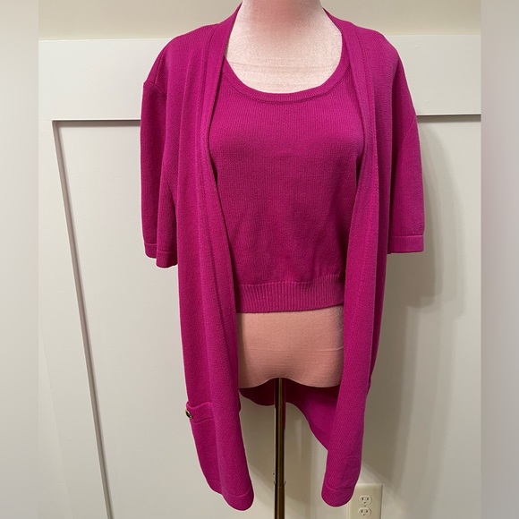 St. John Raspberry Pink 2-Piece Set Knit Sweater & Cardigan Size Large
